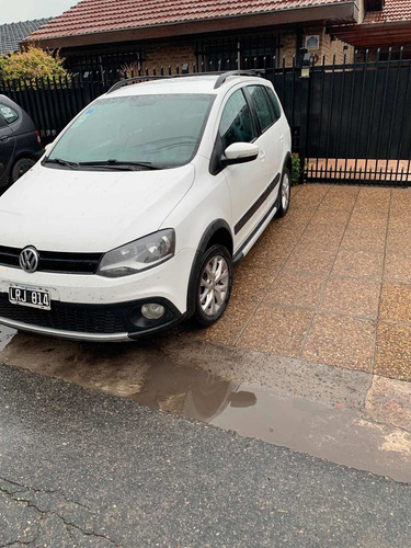 Volkswagen Suran Cross Suran Cross 1.6 L 5