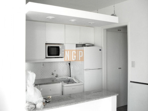 Apartamento - Ref: 9205