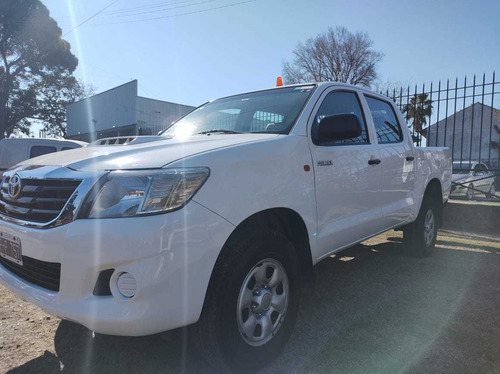 Imagen 1 de 9 de Toyota Hilux 2.5 Cd Dx Pack 120cv 4x2 - H3 2015