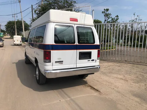 Ford Econoline 2012 Pasajeros Techo Alto
