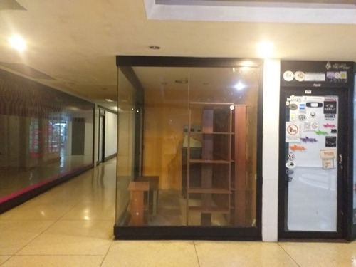 Imagen 2 de 19 de Locales En Alquiler Maiquetia Mls 22-5626 04143448628