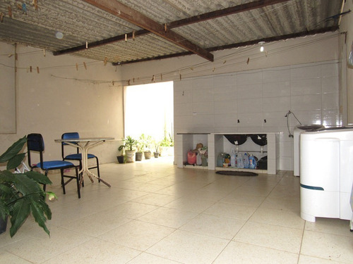 Imagem 7 de 12 de Casa À Venda, 3 Quartos, 3 Vagas, Santa Rosa - Divinópolis/mg - 19046
