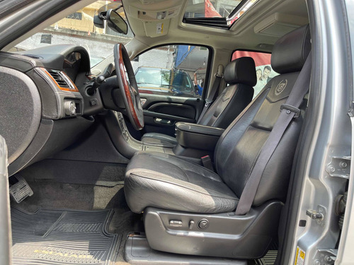 Imagen 10 de 15 de Cadillac Escalade 6.2l Platinum 4x4
