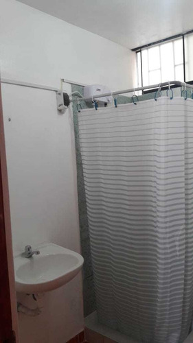 Surco Habitacion 16m² S/.670.00incle Luz,agua Entr/indepte