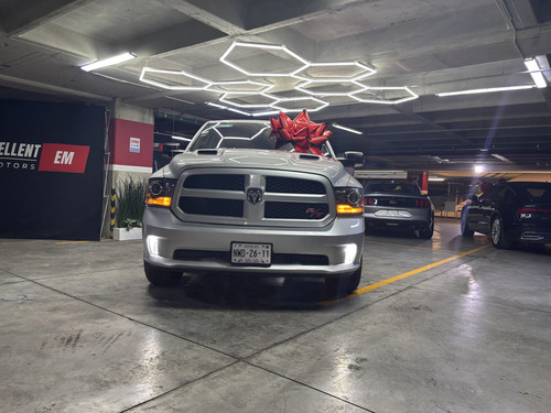 RAM Ram 2500 5.7 R/t Regular Cab 2500 4x4 At