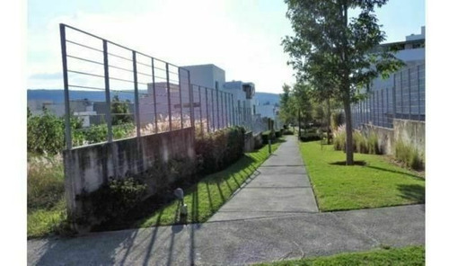 Excelente Terreno En Bosques Vallarta En Esquina Super Ubica