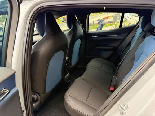 Volvo EX30 CORE E40