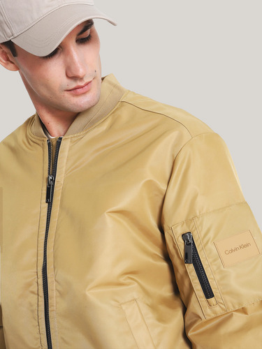 Chaqueta Recycled Sateen Iconic Café Calvin Klein