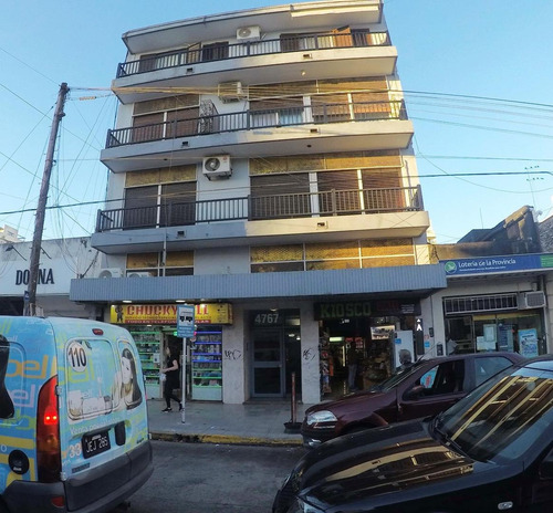 Imagen 1 de 23 de Departamento En Venta 4 Ambientes Con Dos Patios
