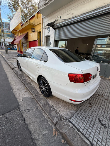 Volkswagen Vento 2.0 Sportline Tsi 200cv Bi-xenon Dsg