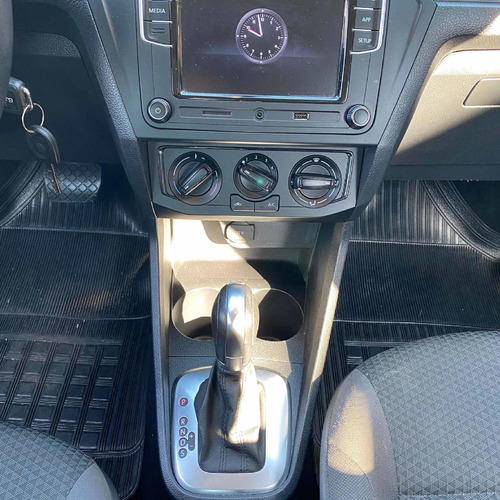 Imagem 7 de 13 de Volkswagen Gol 2019 1.6 16v Msi Aut. 5p
