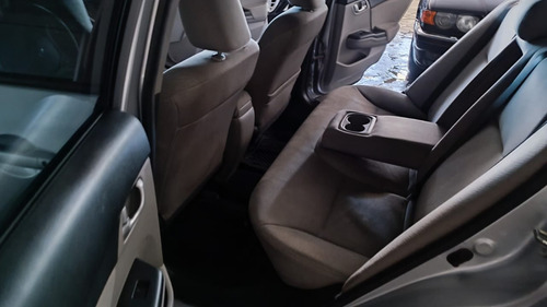 Honda Civic 1.8 Lx Sedan 5vel Mt