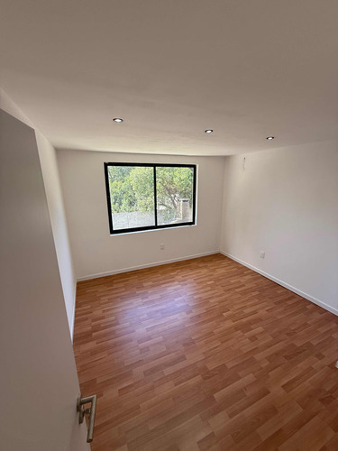 Se Alquila Casa 2dor. Estrenar En Complejo Paso De La Arena