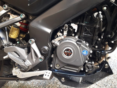 Bajaj Rouser Ns 200