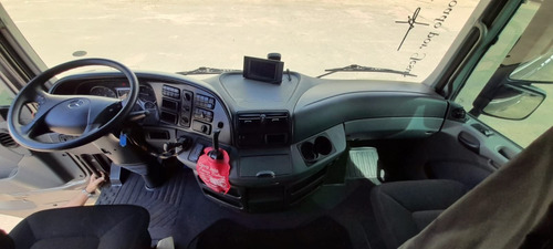 Imagem 7 de 15 de Mercedes Benz Actros 2651 S 6x4 Único Dono