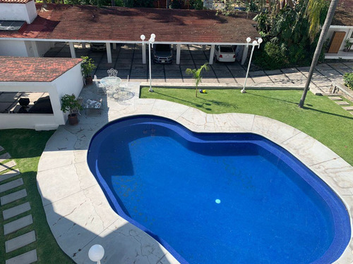 Departamento En Lomas De Cuernavaca, Temixco, Morelos - Crb-994-de
