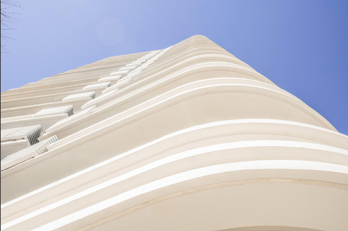 Venta Departamento 4 Ambientes En La Lucila Sobre Avenida Libertador