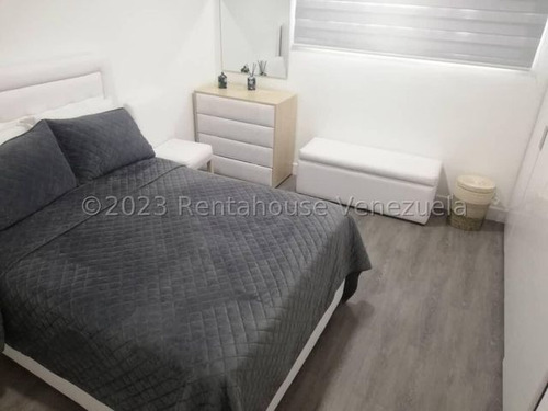 Casa En Venta Santa Paula Remodelada Amoblada Ys1 25-4489
