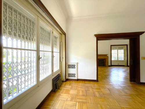 Casa 6 Ambientes En C. Melo 1101 Esquina Gaspar Campos - Vicente Lopez