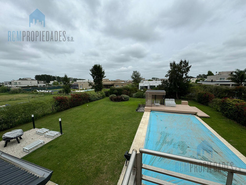 Venta Importante Casa En La Magdalena