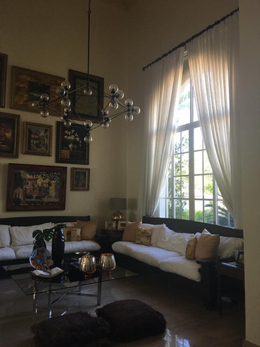 Imagen 12 de 21 de Majestuosa Residencia En La Parte Mas Exclusiva De Arroyo Ho