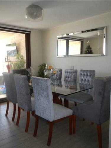 Casa En Venta De 3 Dorm. En Peñalolén