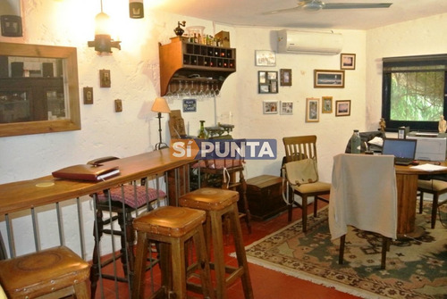 Imagen 4 de 23 de Casa En Venta En El Tesoro, Cerca De La Playa