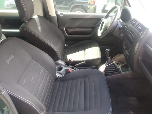 Imagem 8 de 12 de Suzuki Jimny Sport 2016