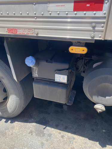 Volvo Vm 330 8x2 - 2020 Bitruck No Chasi