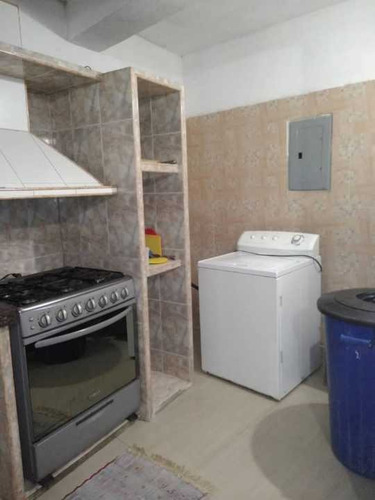 Imagen 9 de 10 de Se Vende Casa 112m2 3h/2b/2p El Junquito 8412