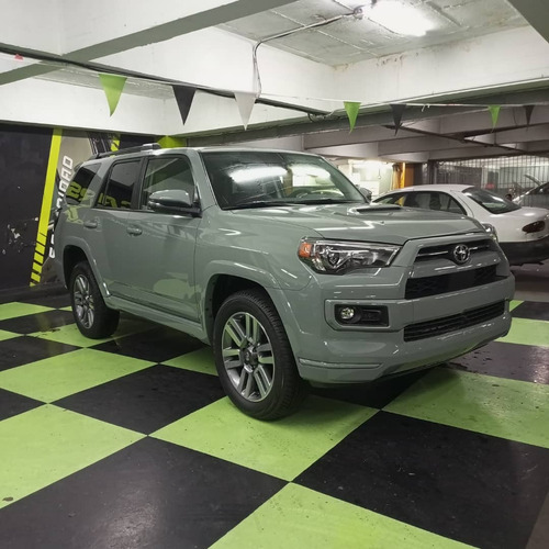 Imagen 2 de 12 de Toyota Trd Sport