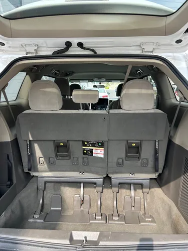 Toyota Sienna 3.5 Le At