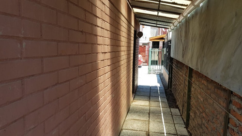 Casa Ubicada Cercana A Futura Estación Linea De Metro