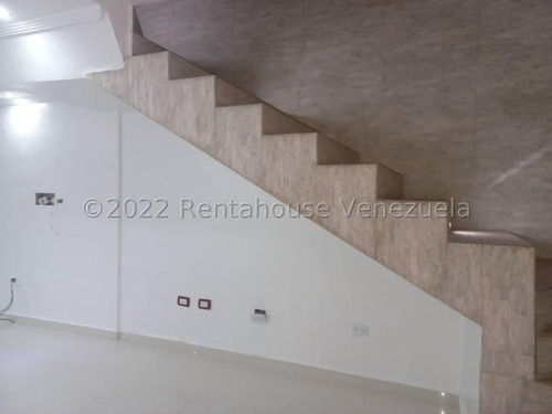 Imagen 2 de 30 de Townhouse En Venta De Concepto Abierto Moderno Con Exclusivas Areas Sociales Piscina Caminerias Y Parques Infantiles Cocina Con Tope De Granito Totalmente Equipada El Rincon Naguanagua