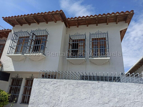 Casa Th Venta En Los Chorros 23-8971