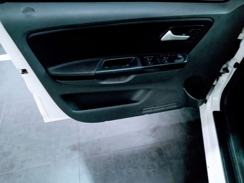 Imagen 12 de 23 de Volkswagen Suran 1.6 Higline 2018 Unico Dueño (eo)