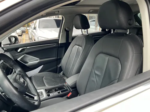 Audi Q3 Ambition