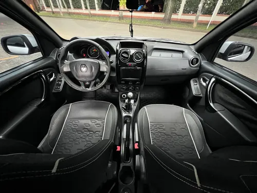 Renault Duster Oroch 2.0 Intens 4X4