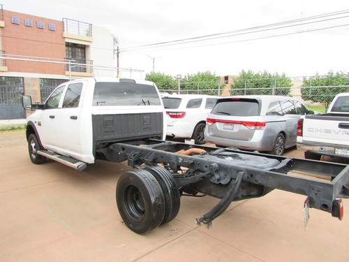 Imagen 11 de 15 de Ram 4000 Crew Cab 2014 Chasis Cabina 4x4 Ta
