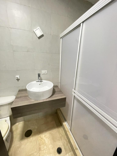 Imagen 18 de 23 de Eaa-251 Zona Norte. Alquiler Apartamento En Edificio Camila. Sector Bellas
