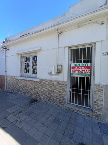 Se Alquila Casa 2 Dormitorios En Perez Castellanos