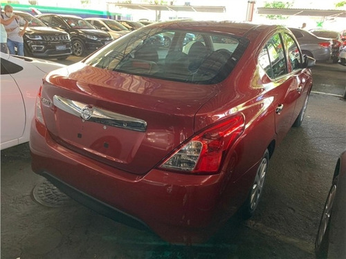 Nissan Versa 1.6 16v Flex V-drive Manual