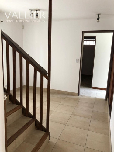 Casa En Venta En Altos Del Golf, Pilar, G.b.a. Zona Norte