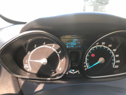 Ford Fiesta Kinetic Design 1.6 Sedan Titanium 120cv (mm)