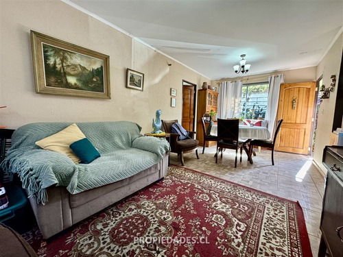 Casa En Venta De 3 Dorm. En Lo Barnechea