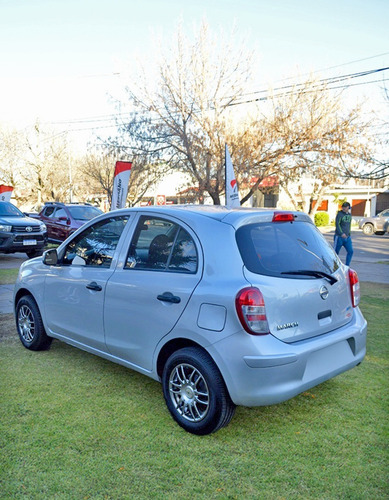 Imagen 4 de 16 de Nissan March Visia