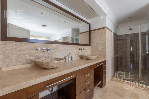 Casa Al Lago En Alquiler Y Venta En Los Castores