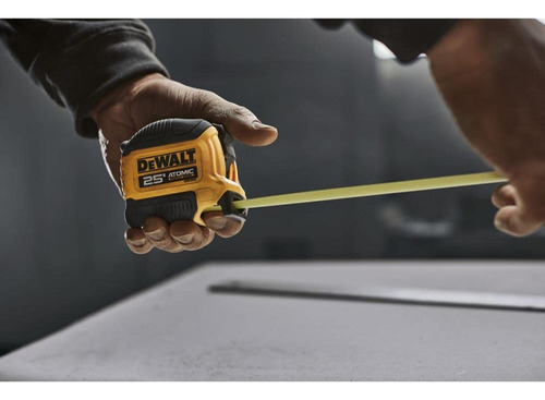 Cinta Métrica Dewalt Atomic Compact Series 7,6 M