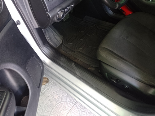 Chrysler 200 2.4 200c Mt