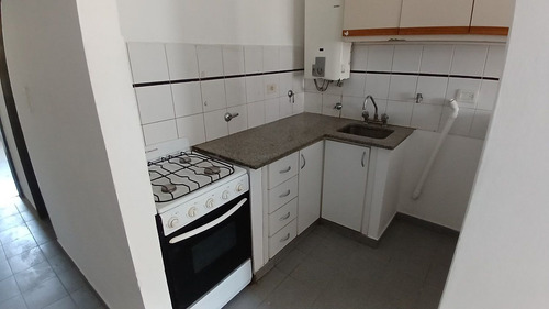 Departamento 1 Dorm C/ Cochera - Zona 70 Y 6